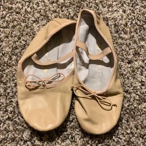 Girls Size 6 1/2 Ballet Shoes